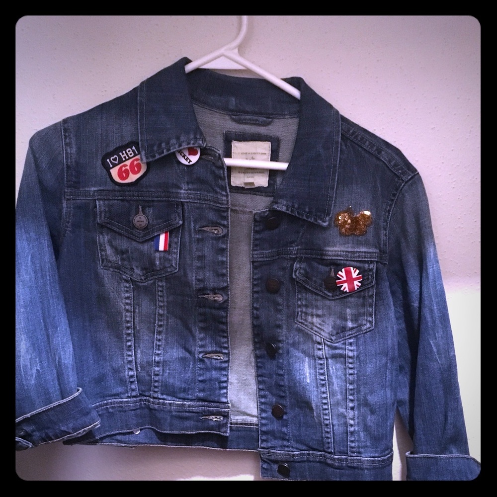 Crop denim jacket
